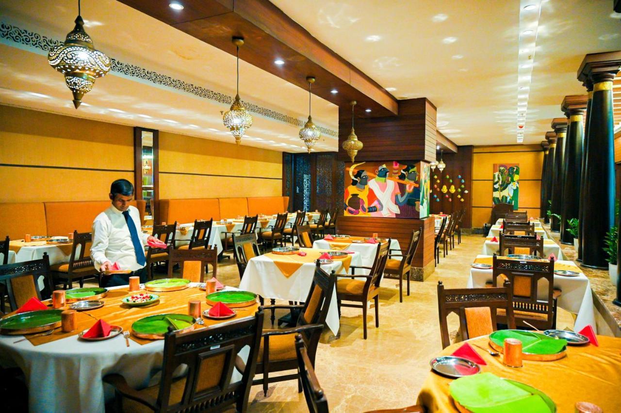 Katriya Hotel And Tower Hyderabad Exterior foto